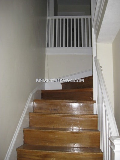 Brighton 5 Bed 2 Bath BOSTON Boston - $9,000