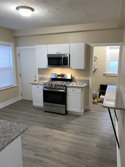 Dorchester 3 Bed 1 Bath BOSTON Boston - $2,700 50% Fee