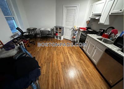 North End 3 Beds 2 Baths Boston - $6,000