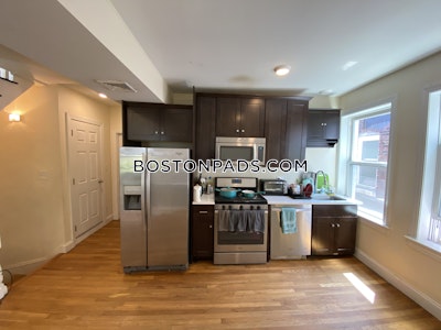 Mission Hill 4 Beds 2 Baths Apartment Boston - $5,500