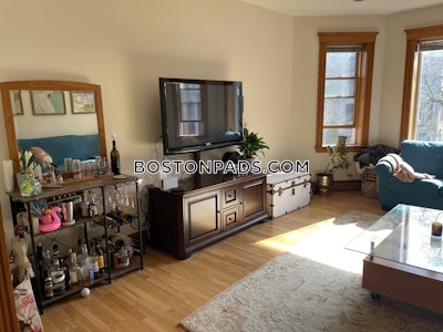 Brookline 3 Beds 2 Baths  Coolidge Corner - $5,500