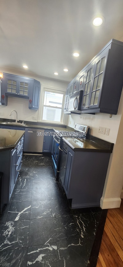 Jamaica Plain 5 Beds 3 Baths Boston - $5,600