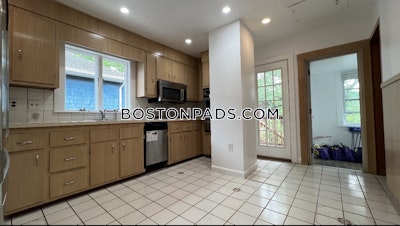 Somerville 6 Beds 1 Bath  Tufts - $6,500