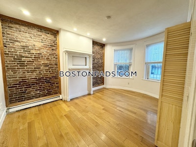 Mission Hill 2 Beds 1 Bath Boston - $3,000 50% Fee