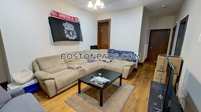 Brookline 3 Bed, 2 Bath Unit  Boston University - $4,100