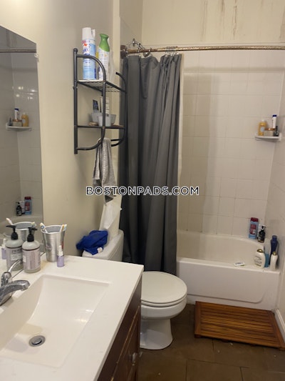 Dorchester/south Boston Border 3 Bed 1 Bath BOSTON Boston - $3,400 No Fee