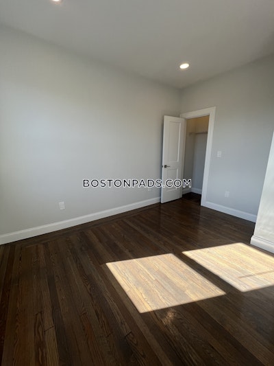 Fenway/kenmore Renovated 2 Bed 1 bath available NOW on Queensberry St in Fenway! Boston - $3,500