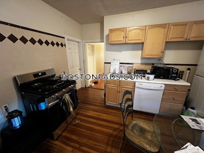 Medford 4 Beds 1 Bath  Tufts - $4,400