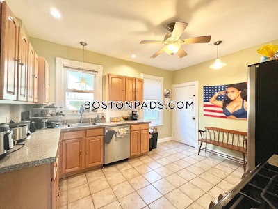 Mission Hill 3 Beds 1 Bath Boston - $3,800