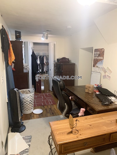 Mission Hill Renovated 2 bed 1 bath available 9/1 on Huntington Ave in Mission Hill! Boston - $3,500