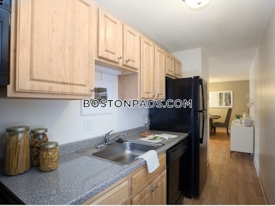 Revere Apartment for rent 2 Bedrooms 1 Bath - $2,995