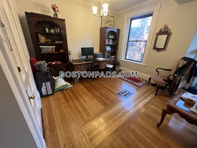 Back Bay 1 Bed 1 Bath Boston - $3,900