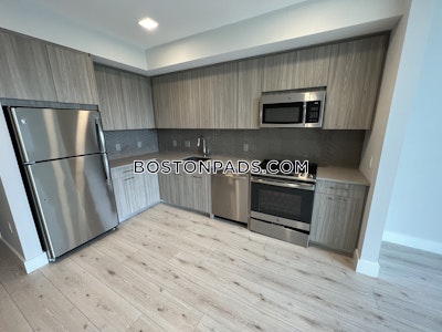 Revere Apartment for rent 1 Bedroom 1 Bath - $2,640